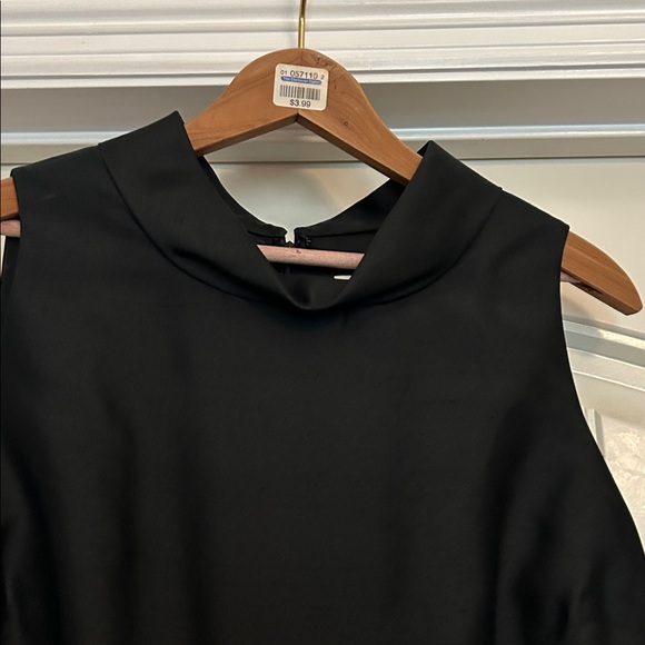 Kate Spade Black Silk/Cotton Sleeveless Dress. Size 8 - Picture 4 of 10
